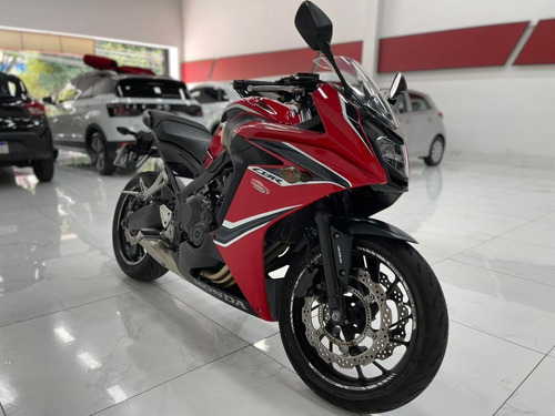 Imagem 3 de 10 de Honda Cbr 650