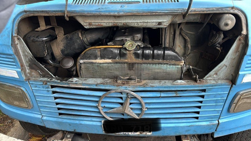Camión Mercedes Benz Chasis Con Caja Sodero. Motor Nuevo