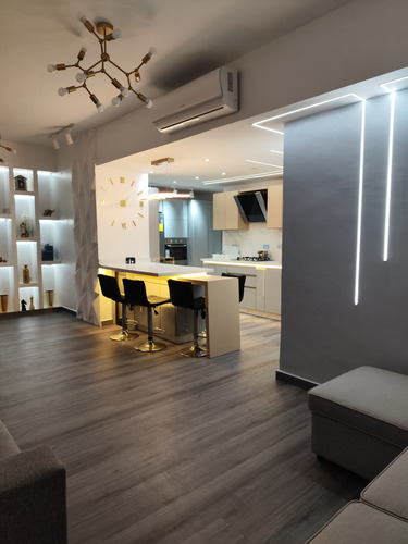Apartamento En Sevilla Real Urb Sabana Larga