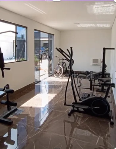 Casa Com Piscina E 3 Dormitórios
