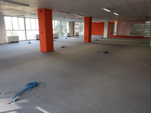 Imagen 26 de 30 de Oficinas En Alquiler En Plaza Roma