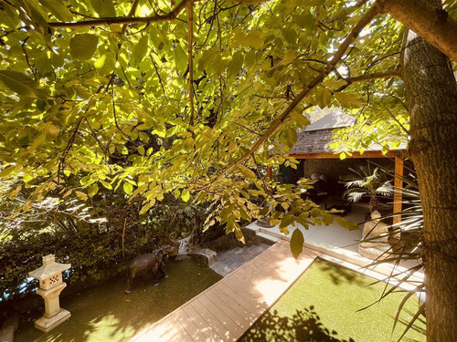Casa En Venta De 5 Dorm. En Lo Barnechea