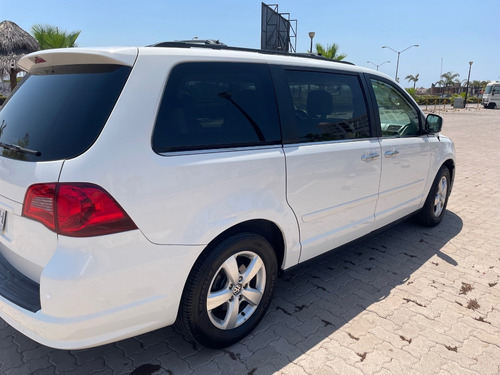 Imagen 6 de 14 de Vw Routan 2010 - Excelentes Condiciones!!