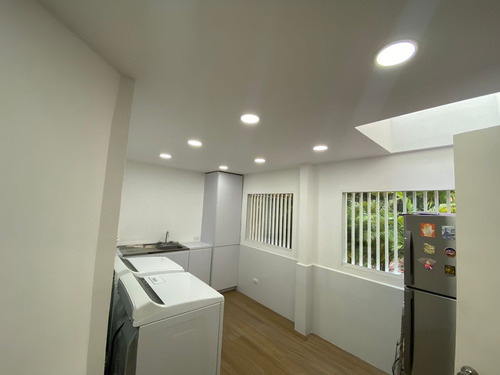 Planta Baja Aparta - Quinta En Venta En El Country Club