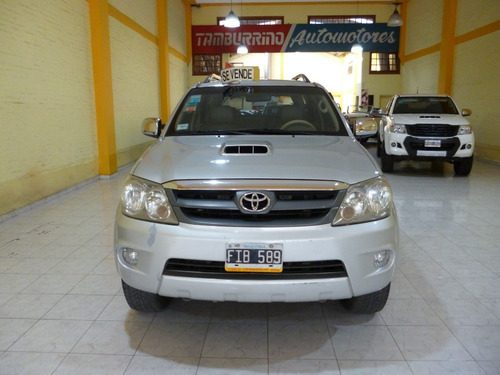 Imagen 2 de 15 de Toyota Hilux Sw4 Srv 2006