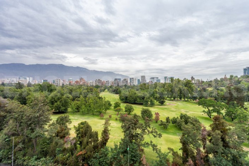 Departamento Con Vista Despejada A Club De Golf