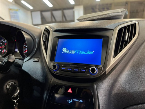 Hyundai HB20X HB20X 1.6 16V PREMIUM FLEX 4P AUTOMÁTICO