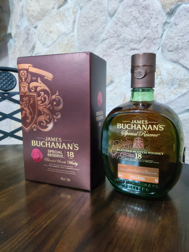 Whiskey James Buchanan 18 Años 