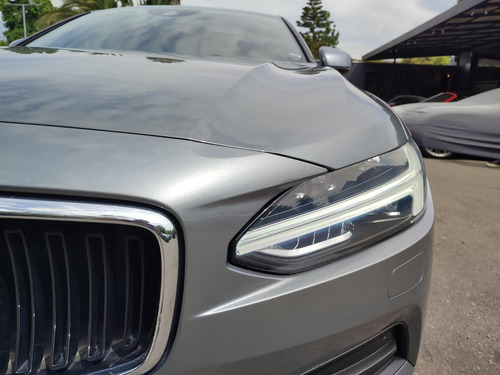 Volvo S90 T5 MOMENTUM 2.0