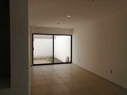 Tu Nuevo Hogar En Pedregal De Schoenstatt: Simplemente Hermosa Casa!