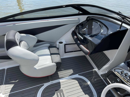 Imagen 14 de 21 de Arco Iris Eclipse 21-open-2021-mercury 200hp V6-4t