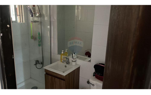 Imagen 5 de 7 de Casa Av. Grecia / Tobalaba