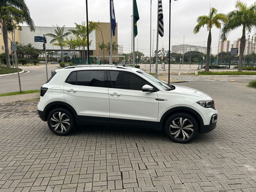 Volkswagen T-Cross 1.4 250 TSI TOTAL FLEX HIGHLINE AUTOMÁTICO