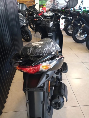 Imagen 11 de 14 de Scooter Agility Rs 125 Naked - Kymco - Pune Motos 12 Sin Int