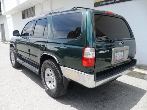 Imagen 3 de 11 de Toyota 4runner Sr5 2002 4x2 Automático