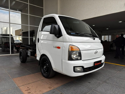 Hyundai HR 2.5 LONGO SEM CAÇAMBA 4X2 16V 130CV TURBO INTERCOOLER