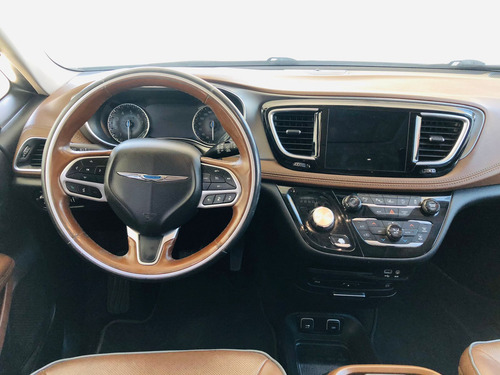 Chrysler Pacifica 2019