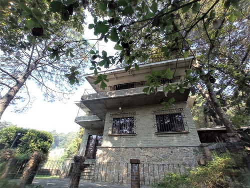Imagen 8 de 30 de Vendo Hermosa, Comoda, Confortable Y Amplia Casa. Ambiente Especial, Rodeada De Naturaleza, Excelente Precio