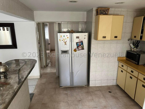 Apartamento En Venta Chacao 24-4218