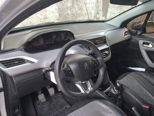 Imagen 6 de 6 de Peugeot 208 Active 1.5 - 2017 - 29.000km