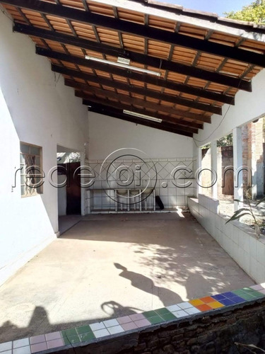 Imagem 4 de 10 de Casa 2 Quartos, 1 Banheiro, 1 Suíte, Sala, Cozinha, Área E Quintal. - Ca00307 - 69819535