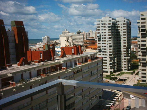 Imagen 3 de 26 de A Metros De La Playa