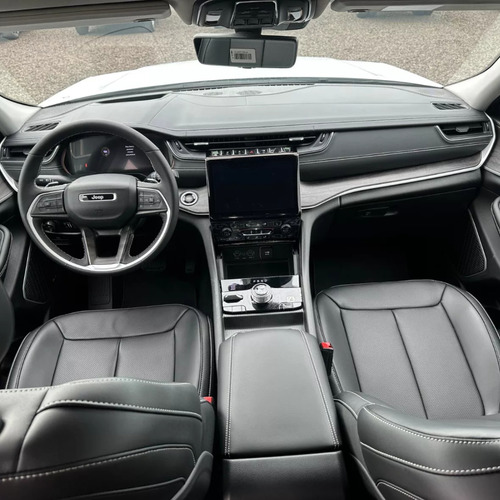 Jeep Grand Cherokee 3.6 Limited 286hp Techo + Llantas 18