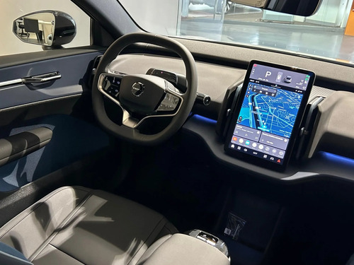 Volvo EX30 0.0 Plus Extended Range (Single) 5P Eléctrico