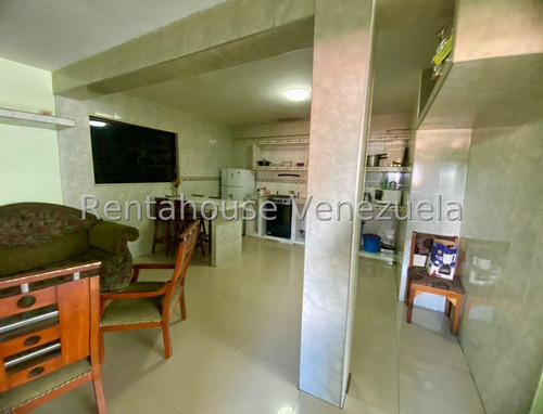 #*25-5630 Venta Excelente Local Comercial Con Fondo De Comercio (repuestos), Ubicado Al Oeste De La Ciudad, Barquisimeto, Lara. Adelaida Armeya