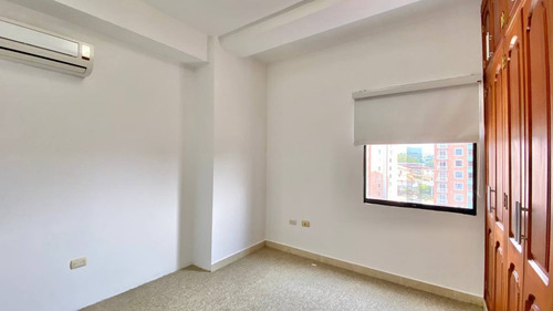 Imagen 15 de 29 de Apartamento Exclusivo Estancia Real. Adlz