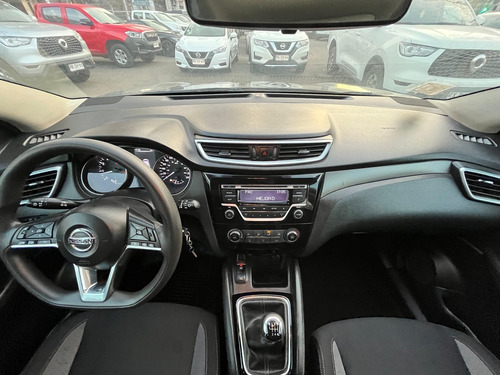 Nissan Qashqai 4x2 5mt - 2018 | 76