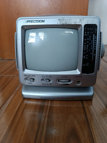 Televisor Portátil Marca Precision