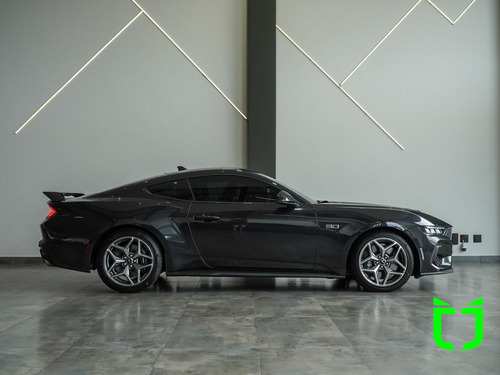 Ford Mustang 5.0 V8 32V COUPÊ GT PERFORMANCE AUTOMÁTICO