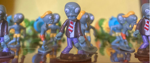 Figuras Plantas Vs Zombies Vuala (Usado)