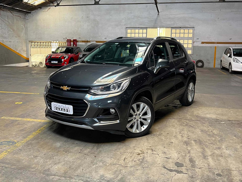 Imagen 2 de 19 de Chevrolet Trucker Awd Premier +