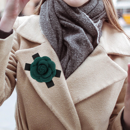 Broche Realista Con Forma De Ramillete De Flores Para Dama D