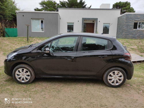 Peugeot 208 1.5 Active 2016