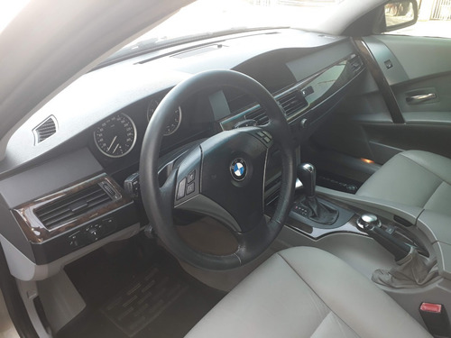 Imagem 6 de 8 de Bmw Serie 5 Motor 4.4 V8