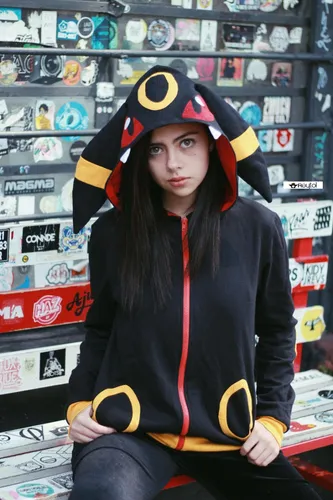 Sudadera Umbreon Reytol Meses sin intereses