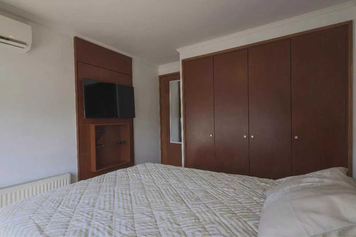 Duplex Con Gran Terraza, 2d, Las Condes (92742)