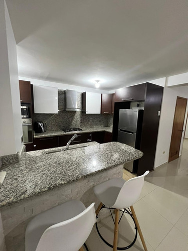 Townhouse Remodelado En Venta En San Diego Las Trinitarias (jct)
