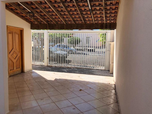 Imagem 2 de 10 de Casas - Ref: V13772