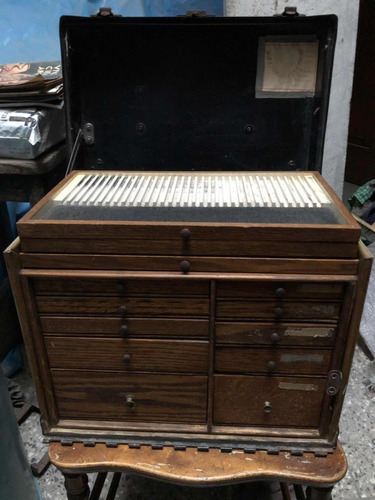  Mueble Antiguo Sin Tapa Madera Forrada Uso Dental 