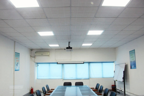 Imagen 4 de 6 de Panel Plafon Led 60x60 Embutir Cuadrado Backlight
