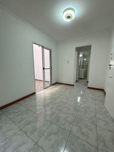 Hermoso Ph Al Frente De 2 Amb Con Patio - Sin Expensas
