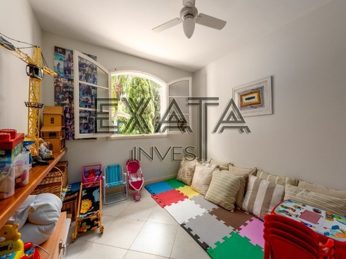 Imagem 27 de 30 de Condomínio Chácara Polaris, Em T: De 8.200,00m²,1.246,11m², Hall De Entrada, Lavabo, Living Para Vários Ambs. Lareira, Home Theater, 5 Dormitórios Sendo 3 Suítes. - Ca00924 - 70749246