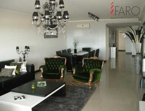 Imagen 3 de 30 de Apartamento En Brava 3 Dormitorios Y Dependencia Con Terraza Y Cochera Doble - Punta Del Este Brava