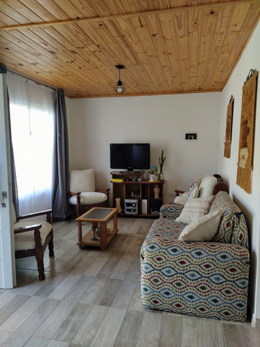 Alquiler Pergamino Casa Quinta, 3 Hab. 6 Pers.