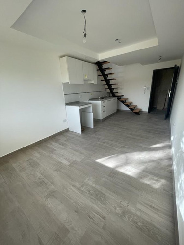 Imagen 9 de 11 de Departamento En Venta De 2 Ambientes En Lomas De Zamora