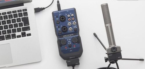 Imagen 5 de 10 de Zoom U-44 Handy Interfaz De Audio De 4 Entradas / 4 Salidas